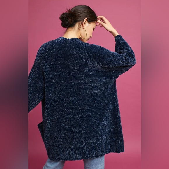 Moth Midnight Blue Velvet Robe - Picture 2 of 6